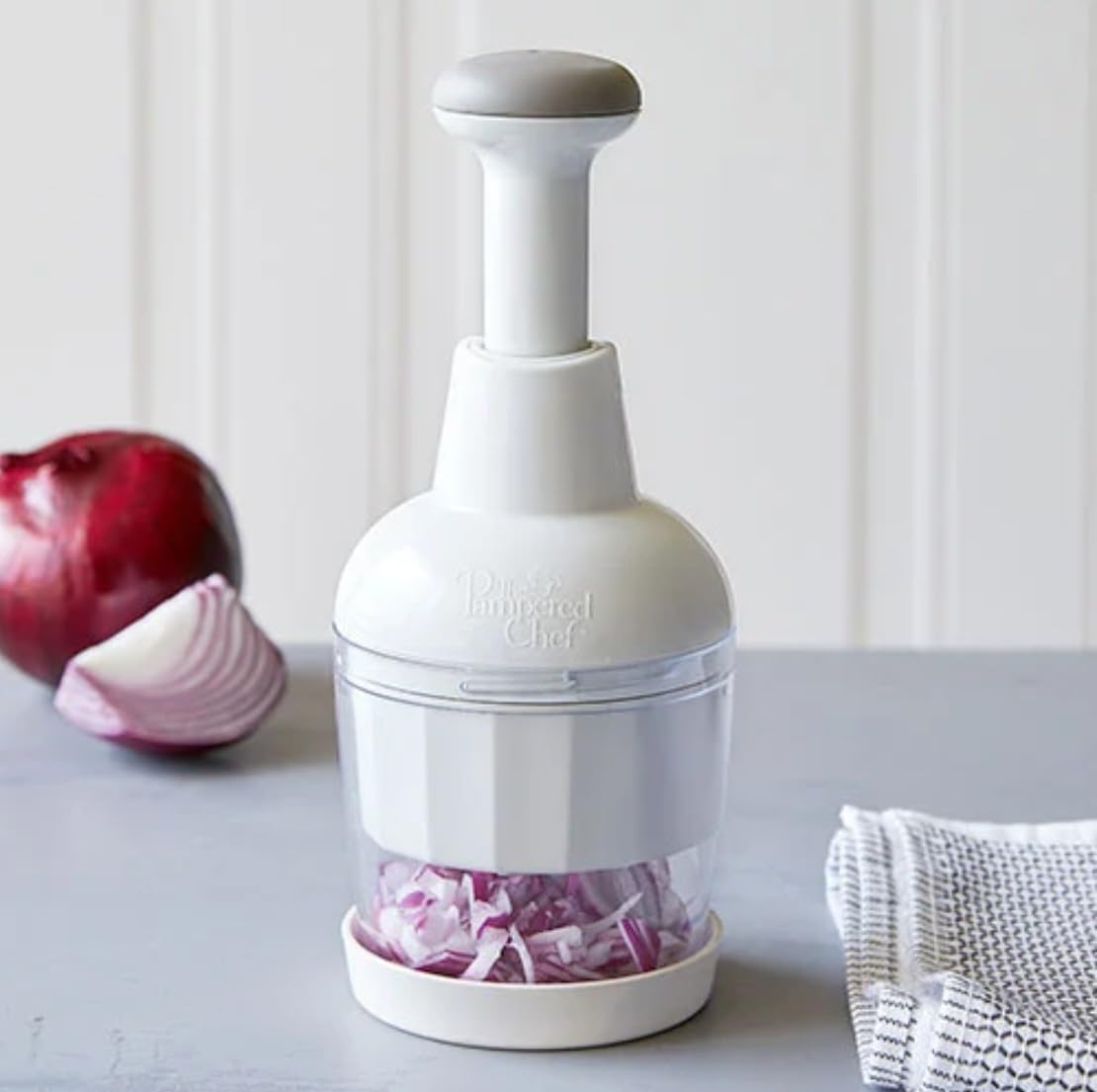 The Pampered Chef Food Chopper, White