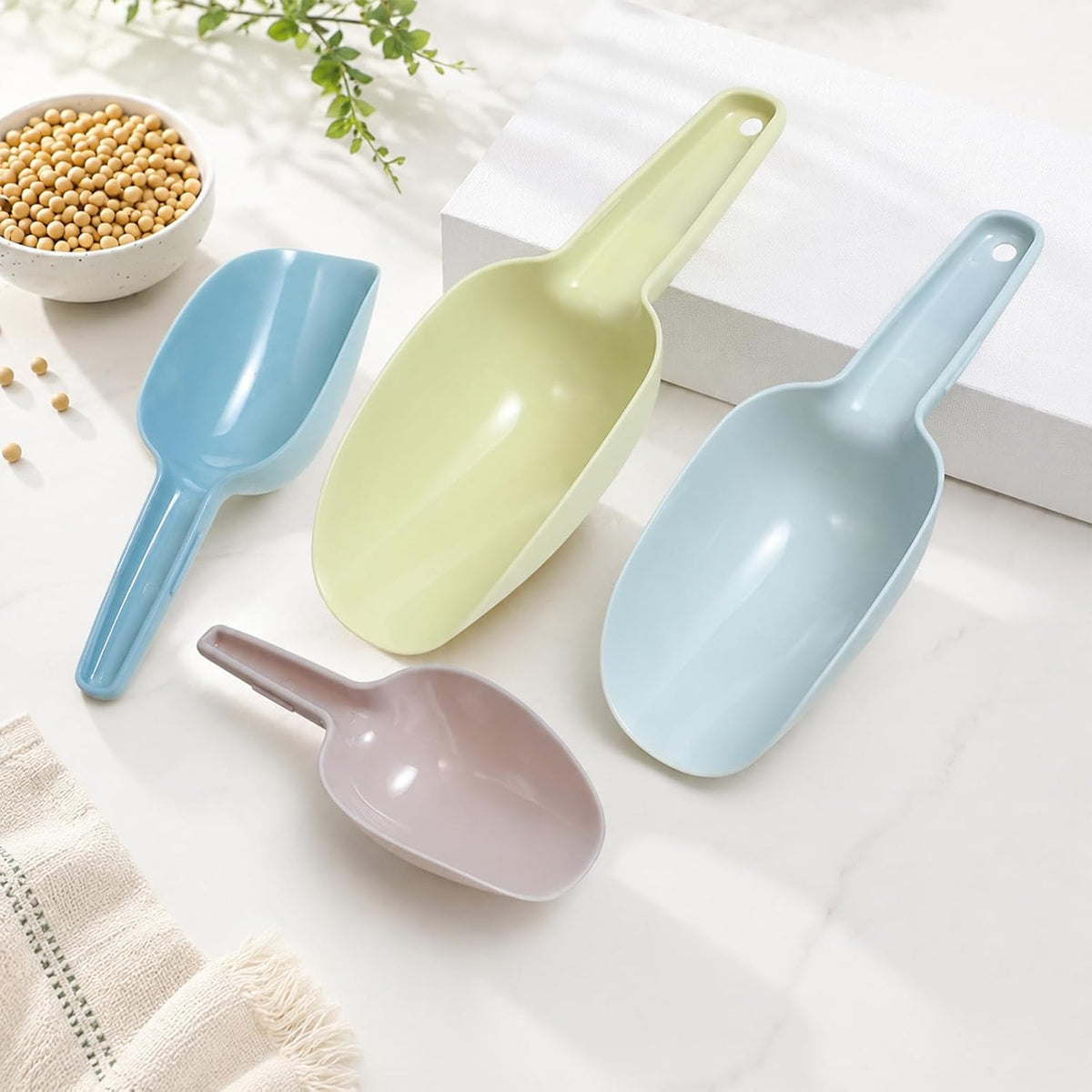 JJUNW 4Pcs Plastic Flour Scoops, Scoops For Canisters, Plastic Scoop For Dry Goods Pet Food Scooping, Ice Scoop For Freezer Measuring Scooping Set Dry Foods, Popcorn