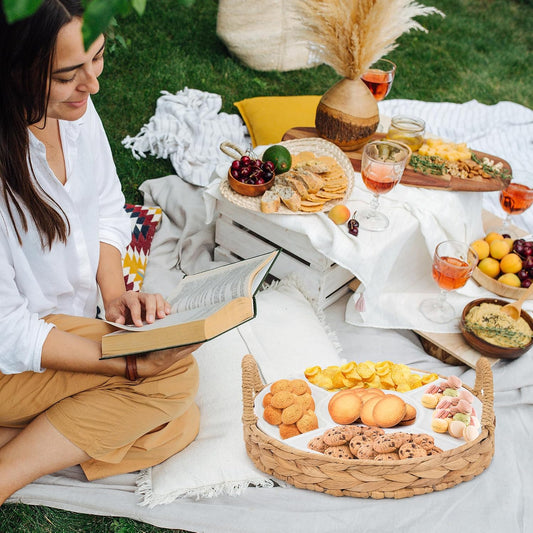 GENMOUS Chips and Dip Serving Tray, 13" Divided Serving Trays for Fruit Dips Candy, Water Hyacinth with 5 Sectional Melamine Appetizer Relish Trays for Party