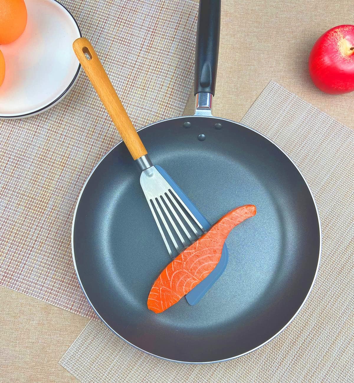 KLAQQED Spatula Set Stainless Steel Kitchen Metal Spatula for Cast Iron Skillet with Silicone Handle, Fish Spatula Turner Flipper for Pancake Burger Egg Cooking Spatulas BBQ Grill Griddle