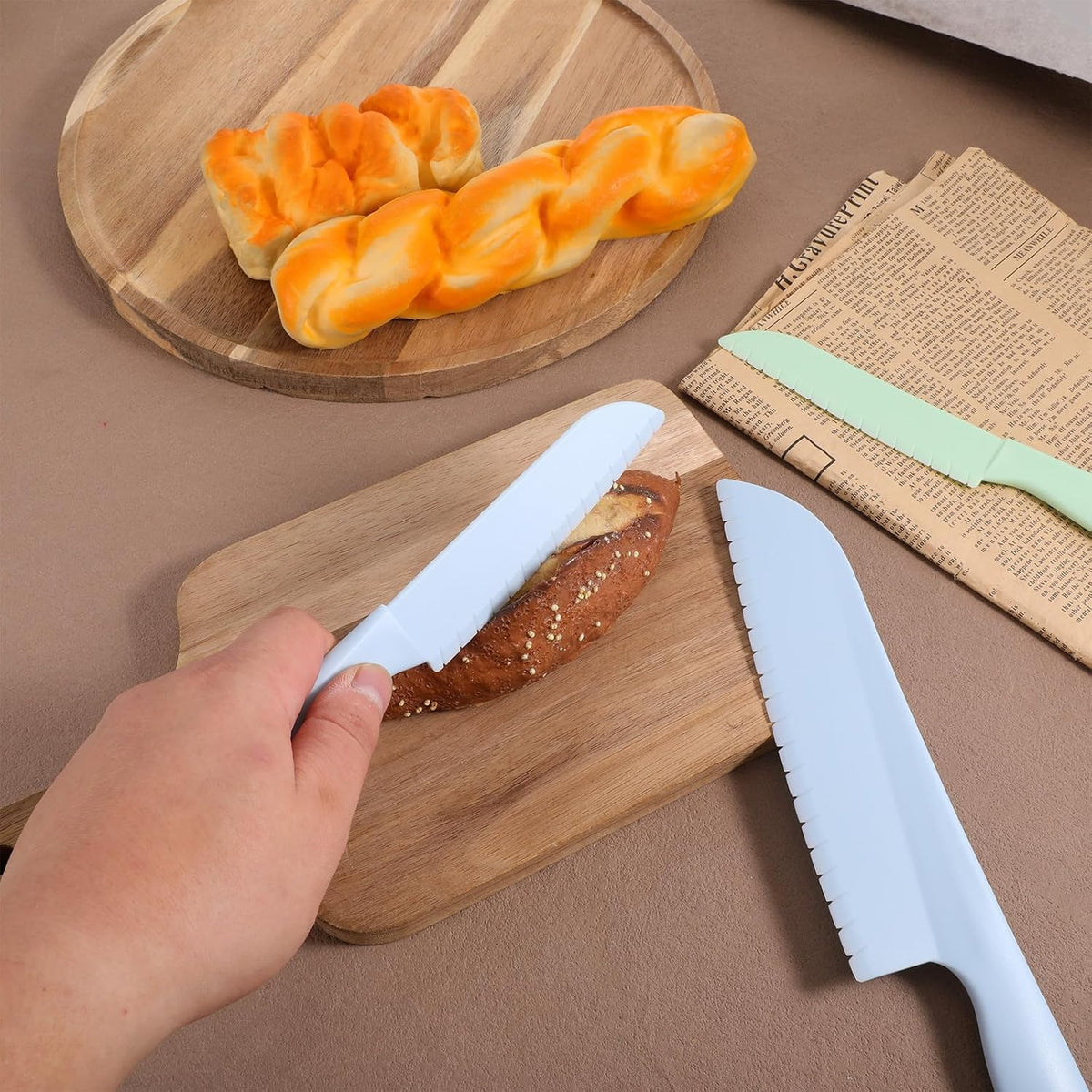 4Pcs Lettuce Knife Plastic Serrated Cutter for Veggie Fruit Cake 11''/8.5''