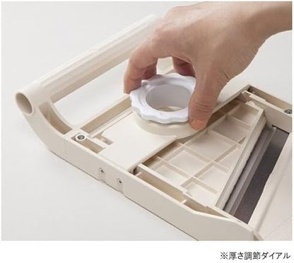 Benriner Mandoline Slicer with 4 Blades, Japanese Stainless Steel, BPA Free, 12.75 x 3.625-Inches, Beige