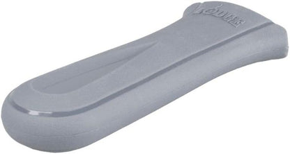 Lodge Deluxe Silicone Handle Holder for 9 Inch & Larger Skillets, Red