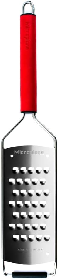 Microplane Savor Series Kitchen Grater Fine in Black for Hard Cheese Parmesan, Citrus Lemon, Orange, Lime, Ginger, Nutmeg, Cinnamon, Garlic, Chili, Chocolate - Stainless Steel Grater Made in USA