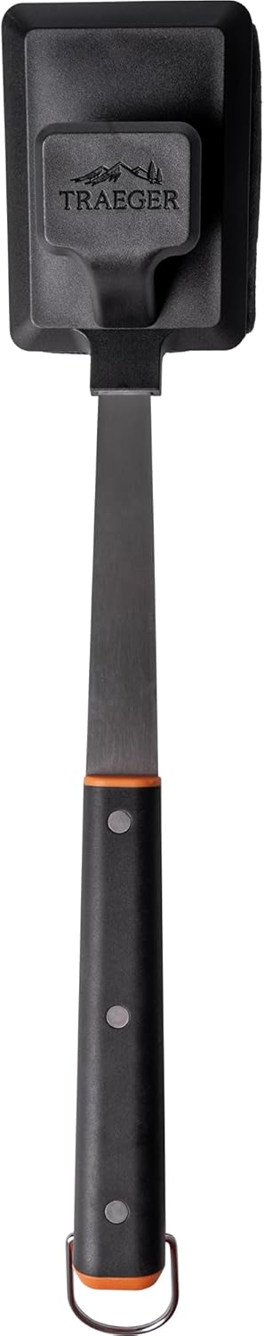 Traeger Grills BBQ Steam N' Clean Grill Brush – Bristle-Free Steam Cleaning Grill Brush for Hot Grates, Safe for Porcelain Grates & Flat Top Griddles, Dishwasher-Safe Replaceable Head