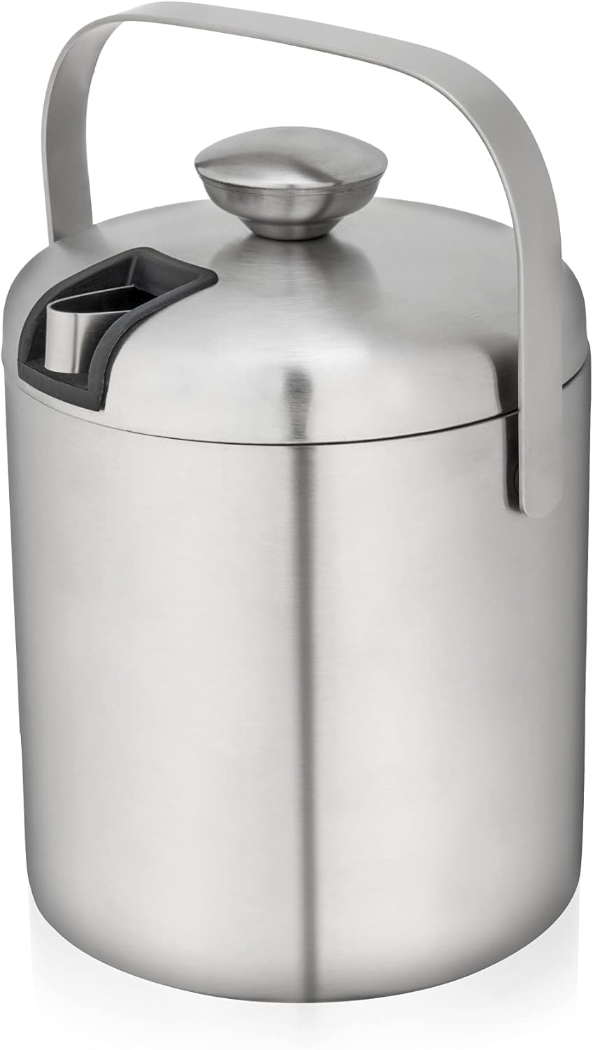 True Galvanized Tub, Large Ice Buckets for Parties, Beverage Cooler for Beer, Wine, Soda, Bottled Water, Rustic Beverage Tub, Drink Bucket for Indoor & Outdoor Party, 6.3 Gal (23.8 Liters), Set of 1