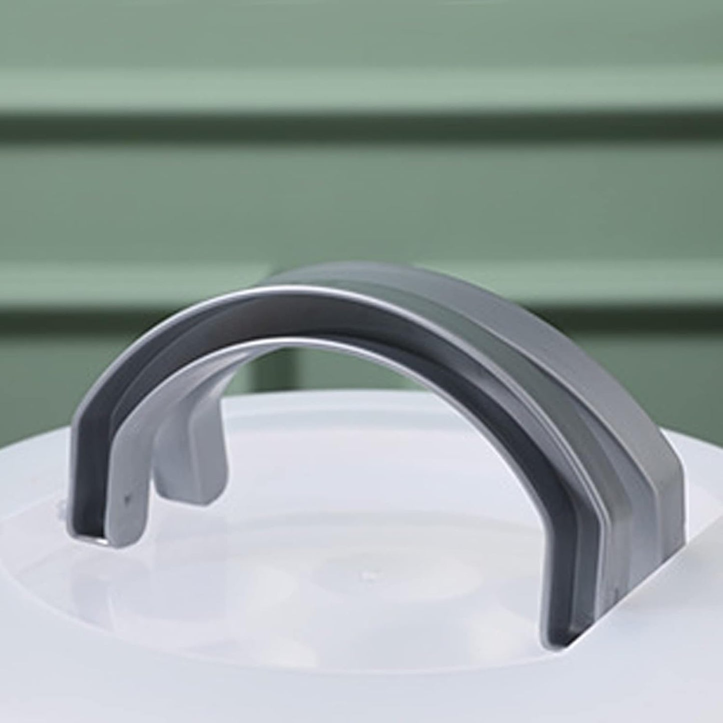 10 Inch Portable Pie Carrier with Lid and Tray 3-In-1 Round Cupcake Container Egg Holder Muffin Tart Cookie Keeper Food