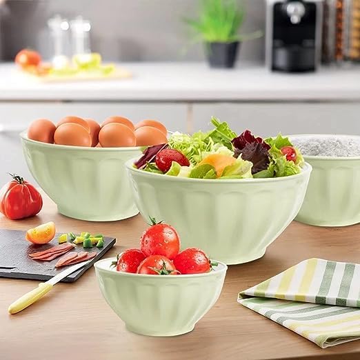 Mixing Bowls with Lids Set,4 Piece Large Plastic Nesting Bowls,Includes 4 Microwave safe Mixing Bowl and An Egg Whisk for Kitchen Prepping,Baking,Cooking Food, Pink
