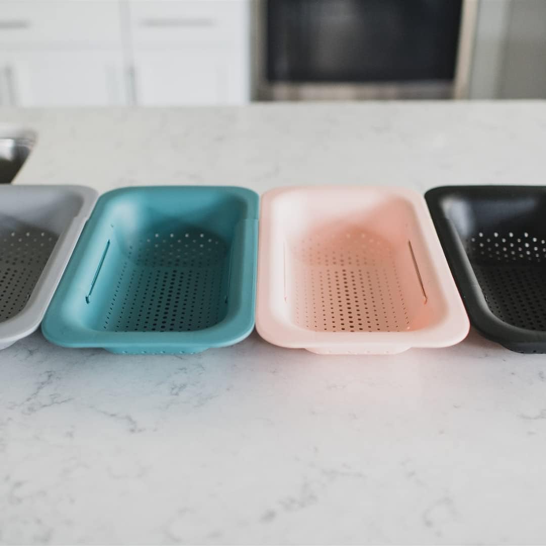 Collapsible Multi-purpose Colander - Over the sink strainer basket - Wash, Drain and Dry - Extendable 14.5-19.5 in -Teal