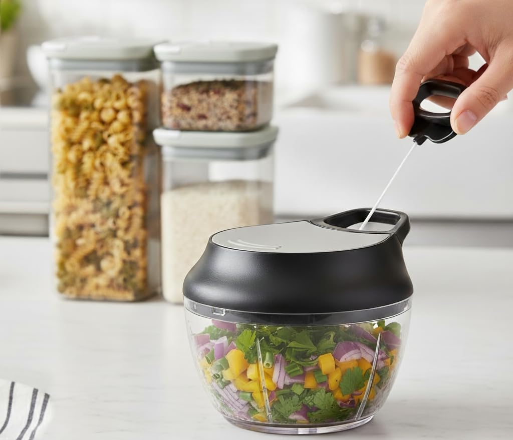Manual Garlic Mincer Chopper – Compact Handheld Garlic Press with Twist Lid and Stainless Steel Blades – Easy to Clean, BPA-Free, No Battery Required – Ideal for Kitchen, Camping and Everyday Cooking