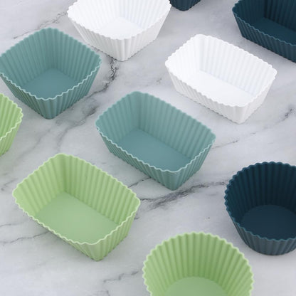 24pcs Silicone Muffin Cups,5pcs Plastic Measuring Spoons Set,Reusable Muffin Liners Silicone Cupcake Liners Lunch Box Dividers,3 Shape Non-Stick Baking Cups Cup Cake Molds Holder