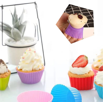 12PCS Silicone Mini Reusable Muffin Baking Cup Small Cupcake Holders Random Color Silicone Cupcake Liners Pastry Dessert Cups Nonstick Liner Molds for Making Muffin Chocolate Bread(Round)