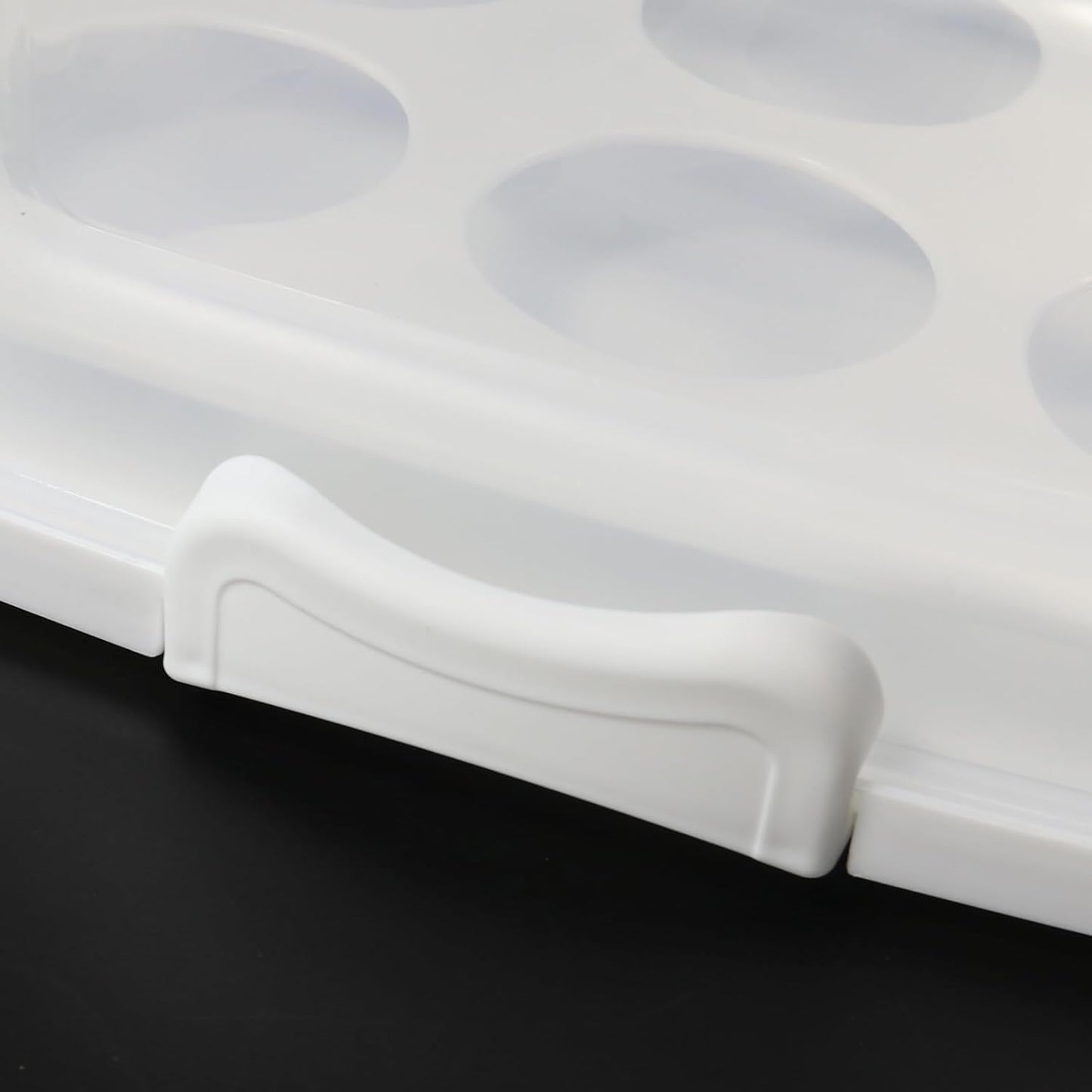 2in1 Cupcake Carrier and Cake Keeper with Lid, Rectangle Pie Carrier,Large Portable Storage Container for Storing 12 Cupcakes or 1 Large Cake (White)