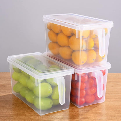 Sooyee Fridge Organizer, 4 Pack Refrigerator Organizer Bins, Clear with Handle & Lid, Fruit Containers for Fridge, Fridge Storage to Keep Fresh for Food, Vegetables, 5L
