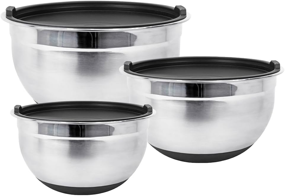 Stainless Steel Mixing Bowls with Lids and Non Slip Bases (Set of 3, Red)