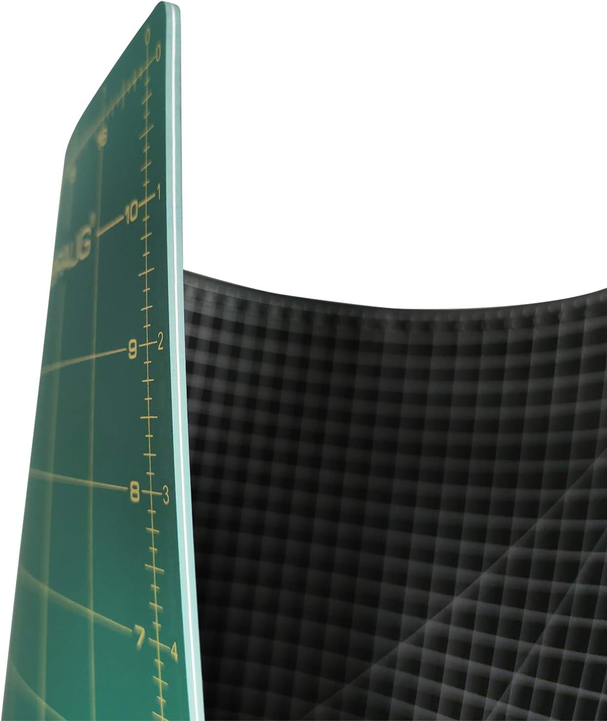NEWBRAUG 36'' × 48'' Large Self Healing Cutting Double Sided 5-Ply Mat, Big Cutting Board for Rotary Cutting, Quilting, Sewing, Craft, Fabric & Scrapbooking(Green/Black)
