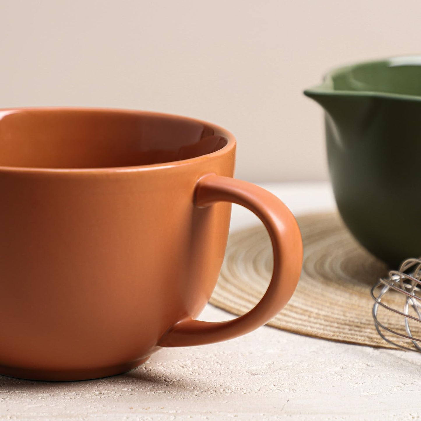 Gaolinci Simple Solid Color Kitchen Ceramic Mixing Bowl, 1 Quart Large Bowl, with Pouring Spout and Handle