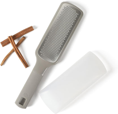 Calphalon Edge Lemon Zester, Stainless Steel Fine Citrus Grater for Lemon, Garlic & Ginger, Handheld Kitchen Zester with Protective Cover & Ergonomic Handle, Taupe