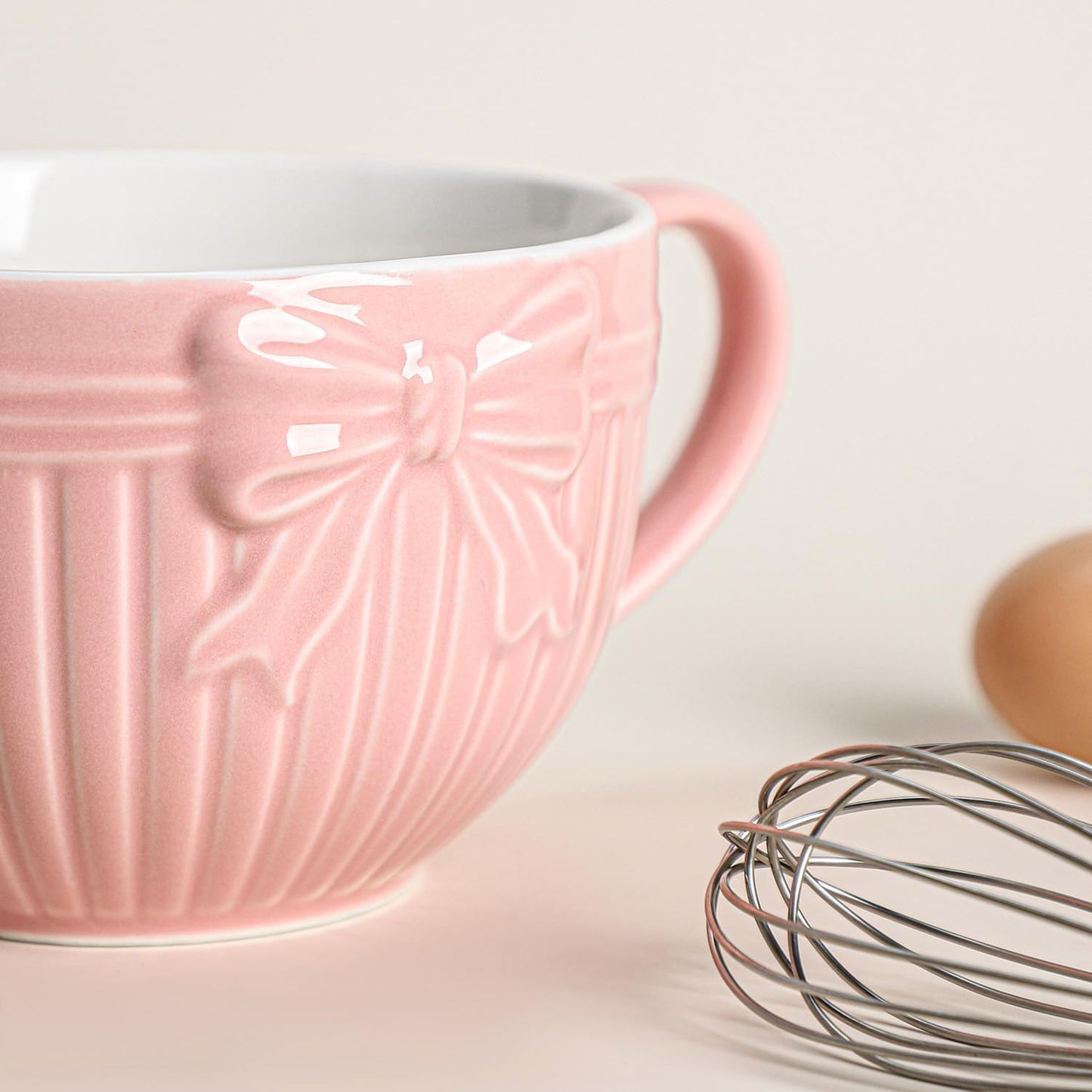 Gaolinci Bow Embossed Ceramic Mixing Bowl, 1 Quart Batter Bowl with Pouring Spout and Handle