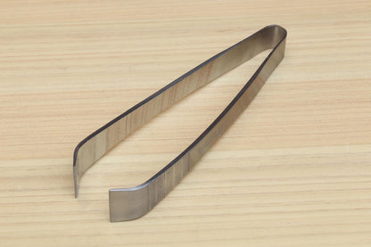 Yoshihiro Non-slip Fish Bone Tweezer Japanese Sushi Chef's Garnishing Tool (Eastern Type-non-slip)