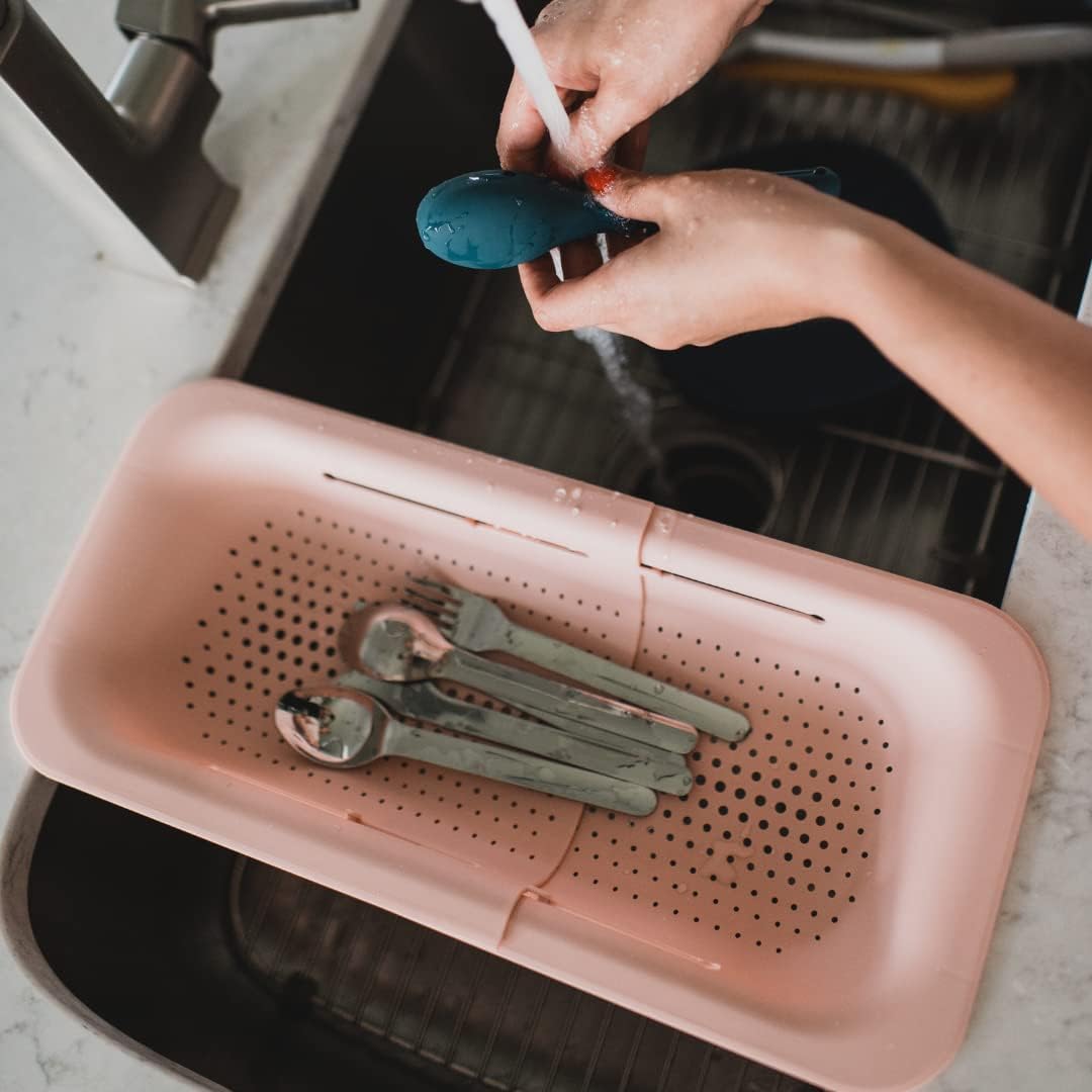 Collapsible Multi-purpose Colander - Over the sink strainer basket - Wash, Drain and Dry - Extendable 14.5-19.5 in -Teal