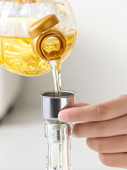 2 Pcs Olive Oil Dispenser Bottle for Kitchen,17oz Clear Glass Cooking Oil and Vinegar Dispenser Set, Coffee Syrup Dispenser with 2 Pourers and 1 Funnel (Two squares)