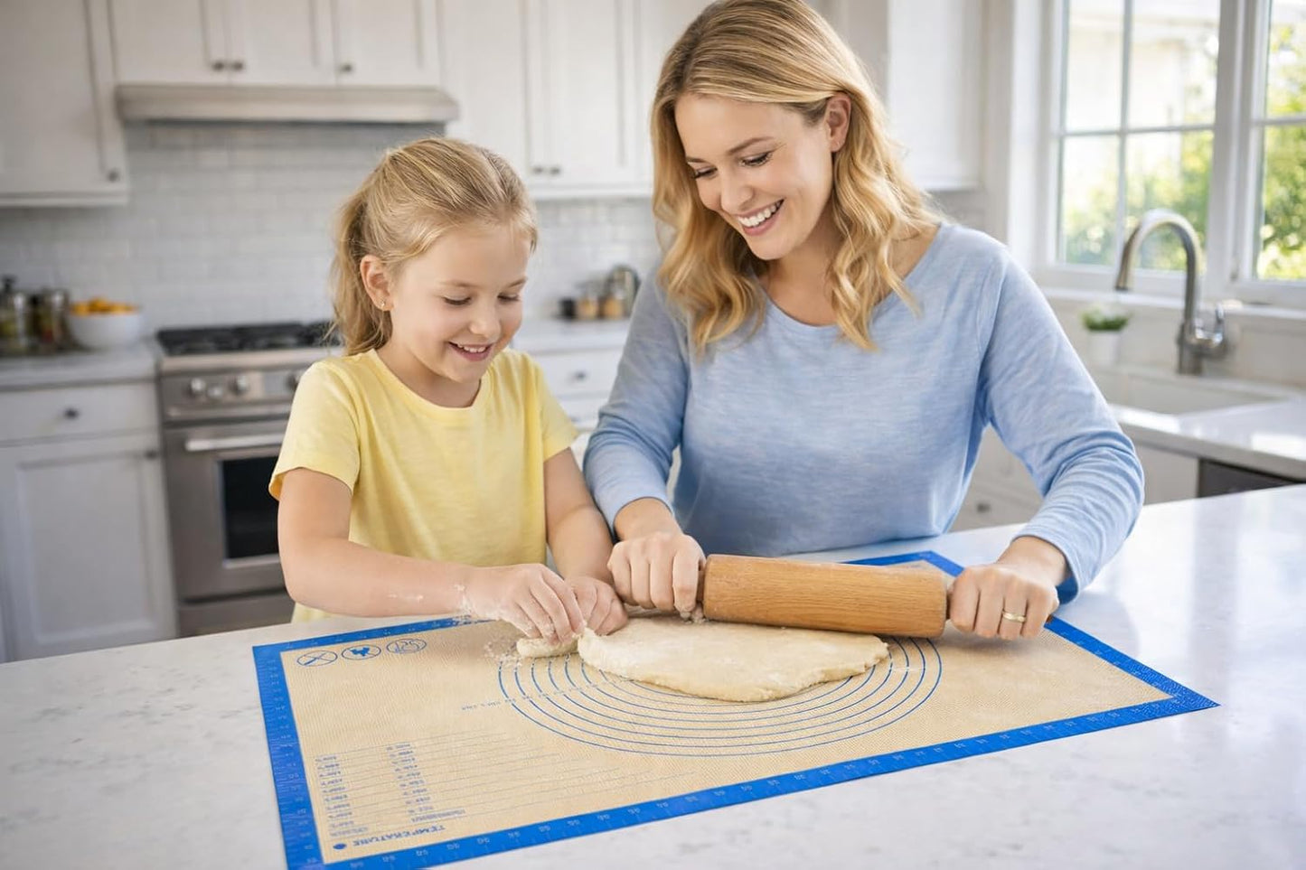 Silicone Pastry Mat with Measurements, 28 x 20 Inch Extra Thick Non-Slip Nonstick XL Baking Mat for Dough Rolling, Kneading, Fondant and Pie, Red