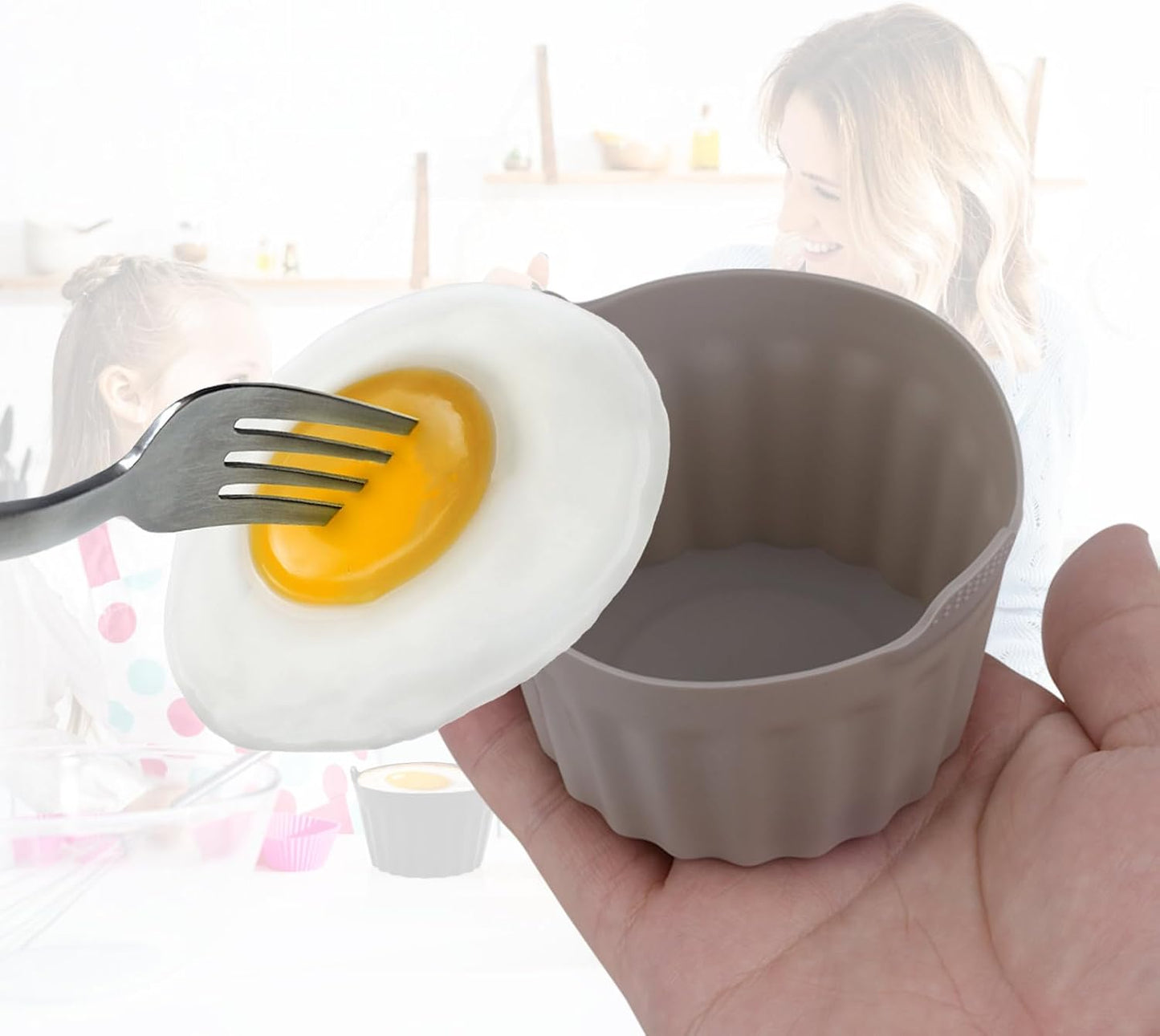4pcs Silicone Muffin Cups, Non-Stick Silicone Baking Cups Cupcake Molds Reusable Muffin Liners Cupcake Liners Lunch Box Dividers Baking Accessories for Cupcakes Pudding Egg Tart Custard