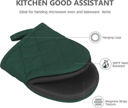 1 Pair Short Oven Mitts - Silicone Kitchen Oven Gloves High Heat Resistant 500℉, Mini Oven Mits with Non-Slip Grip Surfaces and Hanging Loop for BBQ, Baking, Cooking and Grilling (Black)