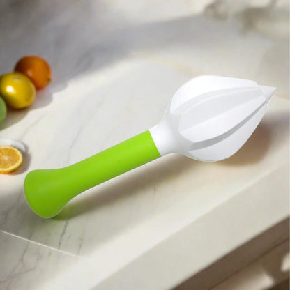 Cuisinox Citrus Reamer Manual Juicer, 7.25",Green and White