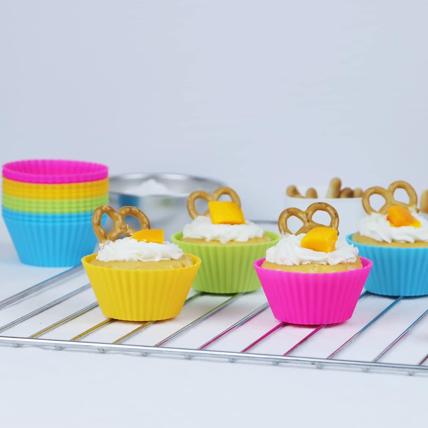 60PCS Silicone Lunch Box Dividers, Heavy-Duty Silicone Cupcake Liners for Muffin Cups, Reusable Kids' Lunch/Bento Box Accessories Set with Animal Forks, Food-Grade, BPA Free(20 Liners + 40 Picks)