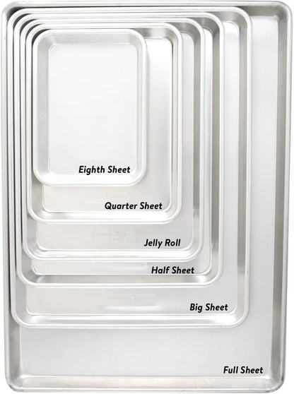 Nordic Ware Naturals Quarter Sheet with Lid