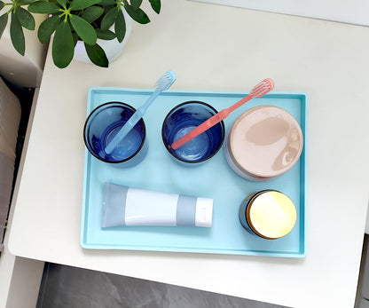 White Serving Tray (13.5 x 9.6 inch) for Serving Accessory, Elegant & Stackable Plastic Tray for Spa, Coffee, Drinks, Tea, Bar, Party, Seasoning, Perfume and Display Use.