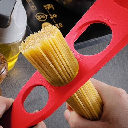 Spaghetti Spoon, 3 in 1 Colander Measuring Claw Tool for Kitchen (Red)