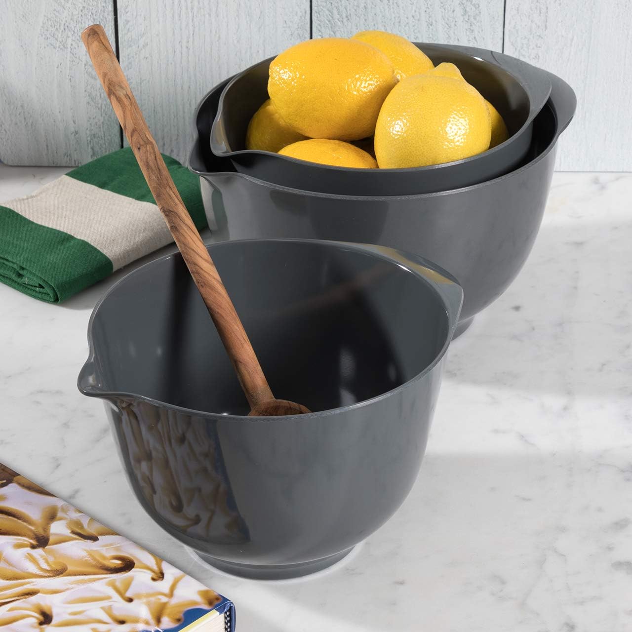 Hutzler Classic 2 Liter Melamine Mixing Bowl, Gray