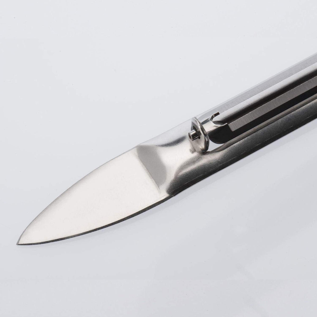 Westmark Asparagus and Vegetable Peeler, 6.9 x 0.6 x 2.4 inches, Silver