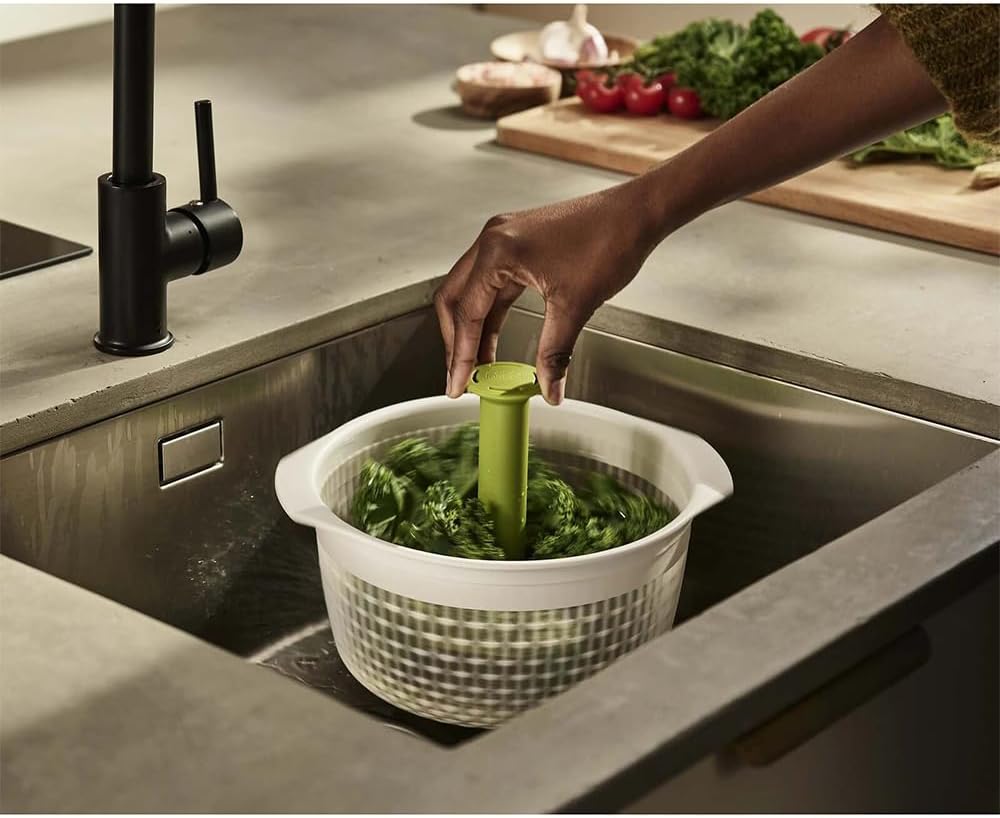 Joseph Joseph Spindola In-sink Salad Spinning Colander