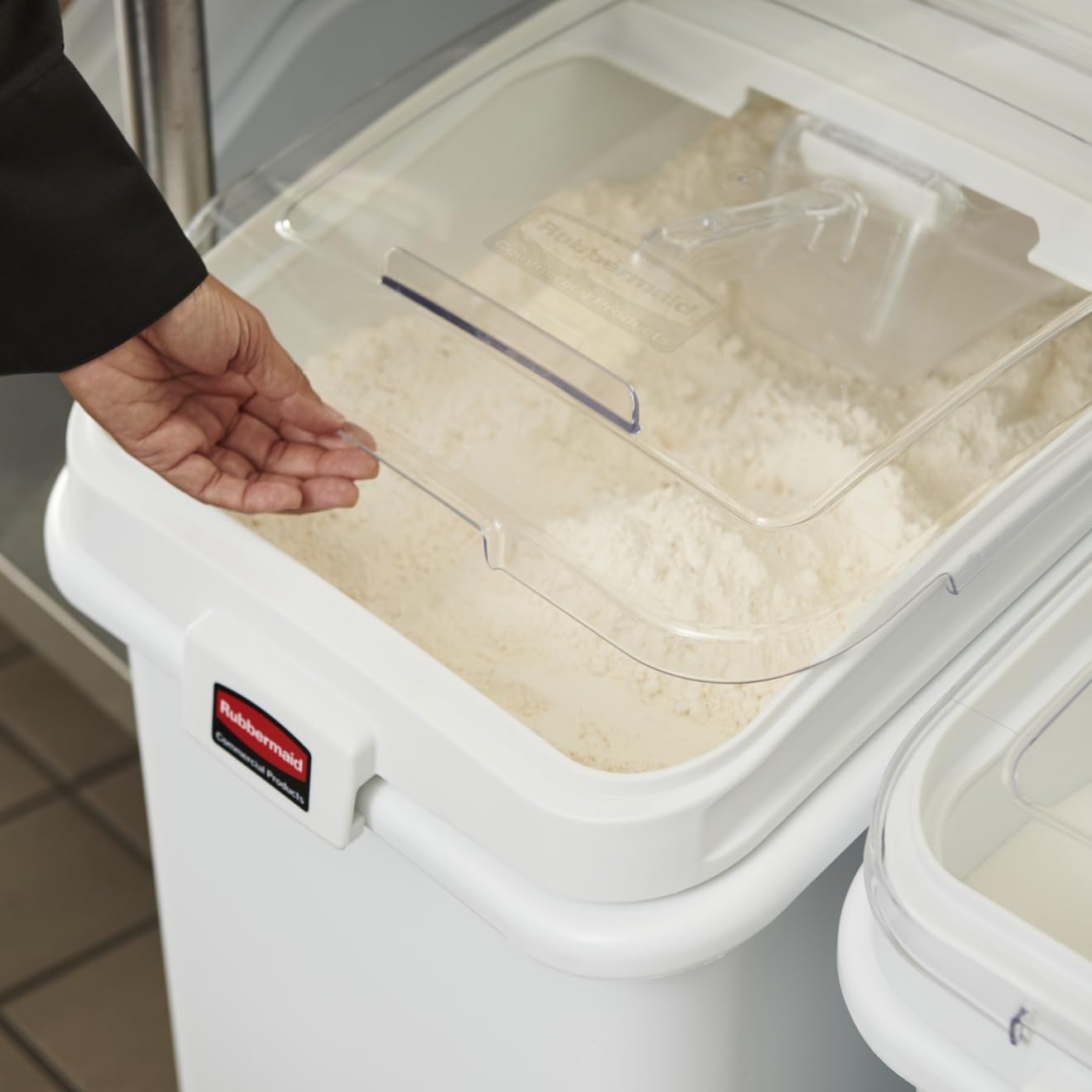 Rubbermaid Commercial Products ProSave Shelf-Storage Ingredient Bin With Scoop, 600-Cup capacity, Plastic, White, Sliding Lid, Container with Wheels for Kitchen/Restaurant Food Organization