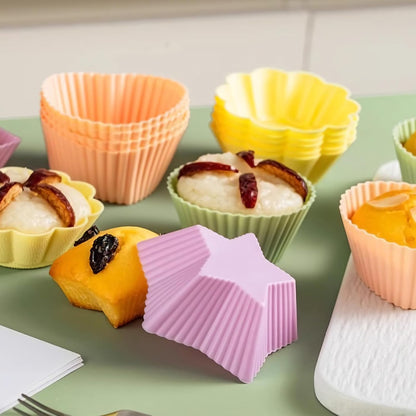 12er Pack Silicone Cupcake Molds,Reusable Baking Cups Molds Washable for Oven Microwave Dishwasher (Flower shape)