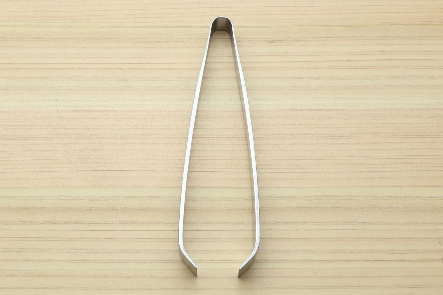 Yoshihiro Non-slip Fish Bone Tweezer Japanese Sushi Chef's Garnishing Tool (Eastern Type-non-slip)