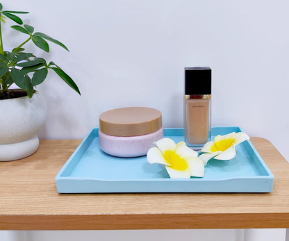 White Serving Tray (13.5 x 9.6 inch) for Serving Accessory, Elegant & Stackable Plastic Tray for Spa, Coffee, Drinks, Tea, Bar, Party, Seasoning, Perfume and Display Use.