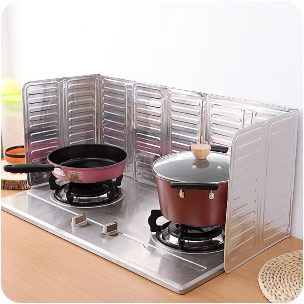 Aluminum Foil Cooking Frying Oil Splash Screen Cover with 3 Hinged Panels for Grease Protection, Fits Most Gas Stoves, Easy to Clean Kitchen Tool Guard