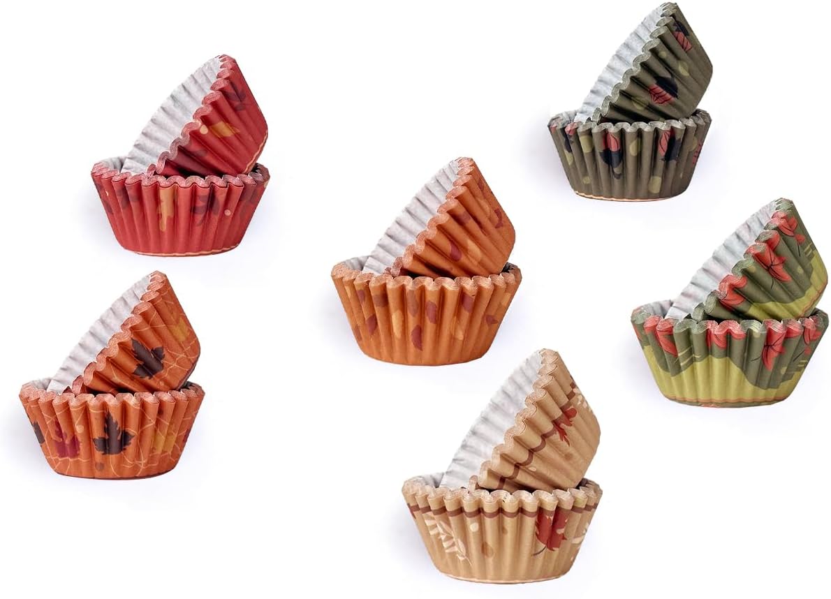 qiqee 300PCS Mini Gradient Cupcake Liners Cupcake Cups 6 Designs Blue Gradient Cupcake Papers Baking Cups Cupcake Wrappers (Small Size)