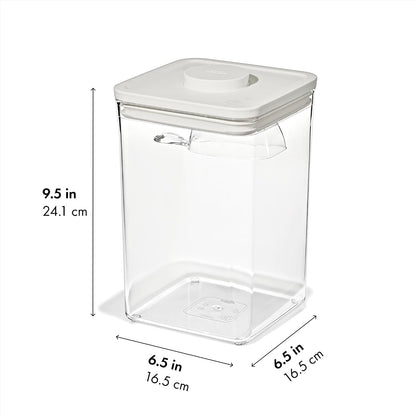 OXO Good Grips Pet POP Container – 6.0 Qt/5.7 L with Half Scoop, Ideal for up to 6.5lbs of Dog Food or 4.5lbs of Cat Food, Airtight Dog and Cat Food Storage Container, BPA Free, Clear