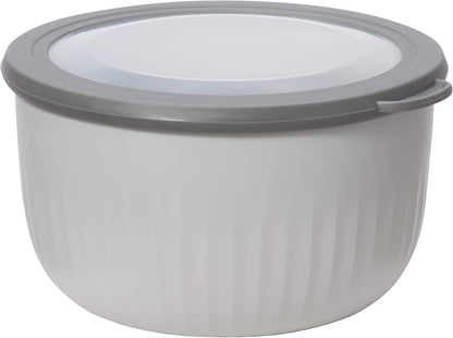 Oggi Prep, Store & Serve Plastic Bowl w/See-Thru Lid- Dishwasher, Microwave & Freezer Safe, (4 qt) Lt Gray w/Dk Gray Lid