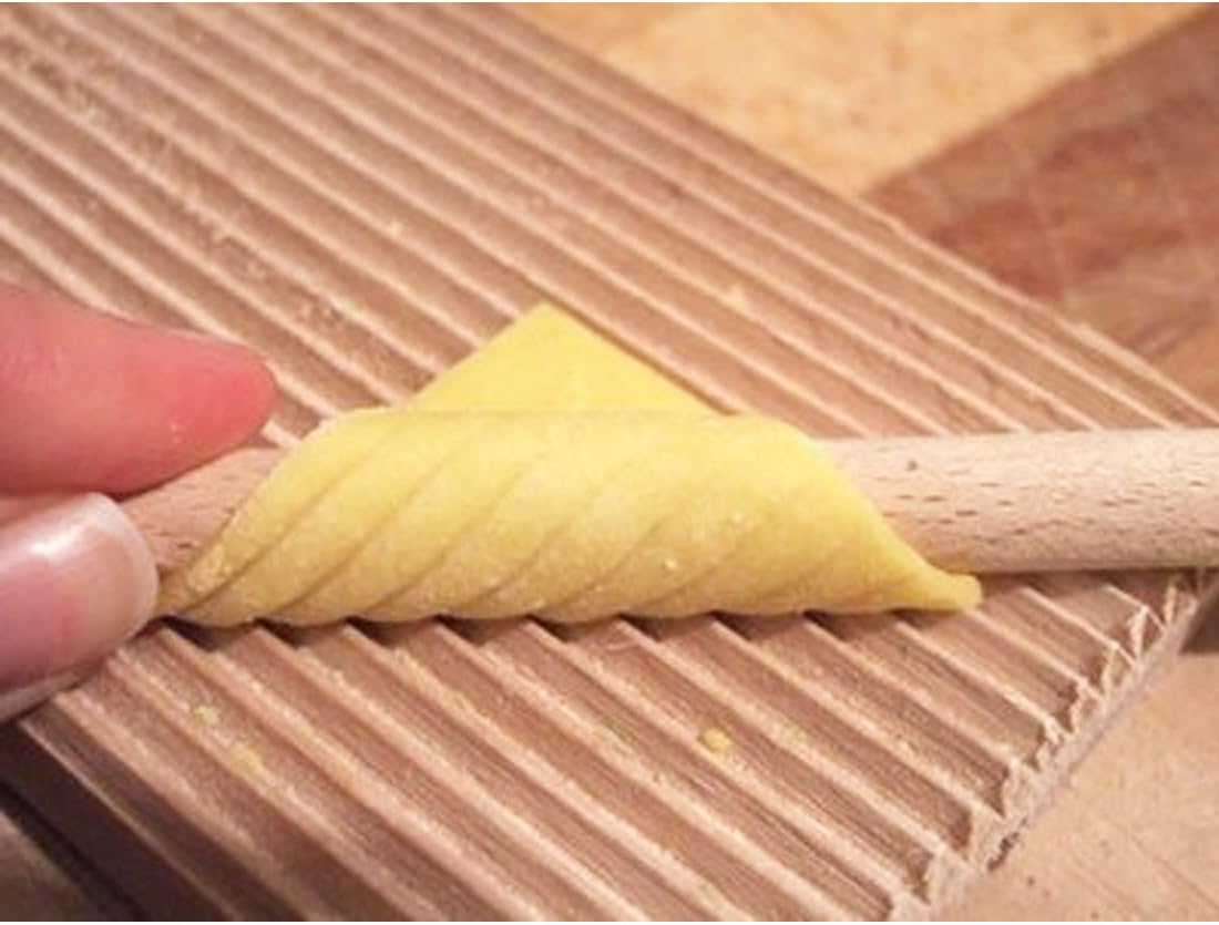 Eppicotispai Garganelli and Gnocchi Stripper with Paddle, Natural Beechwood, Brown