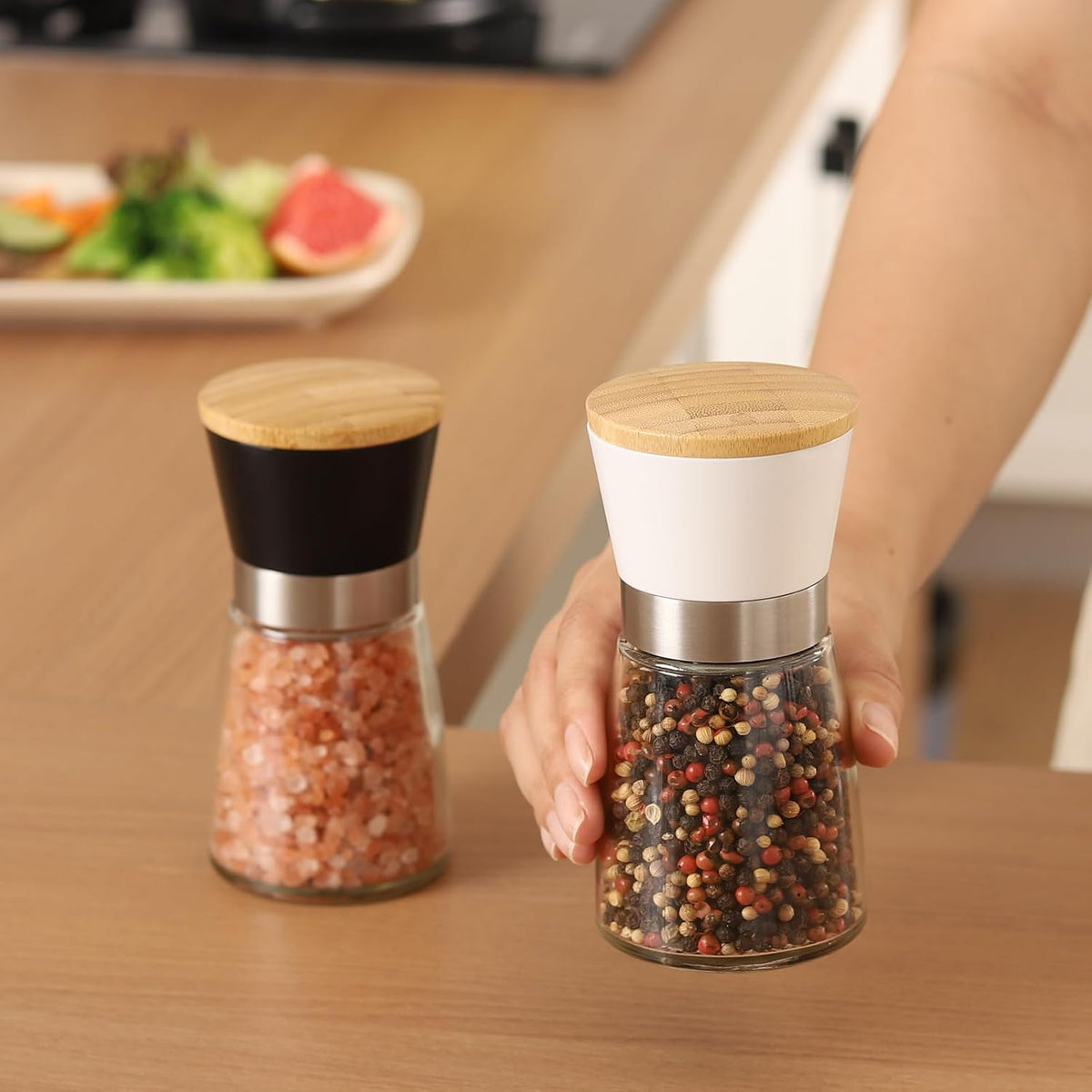 Vucchini Salt and Pepper Grinder Set with Bamboo Lid