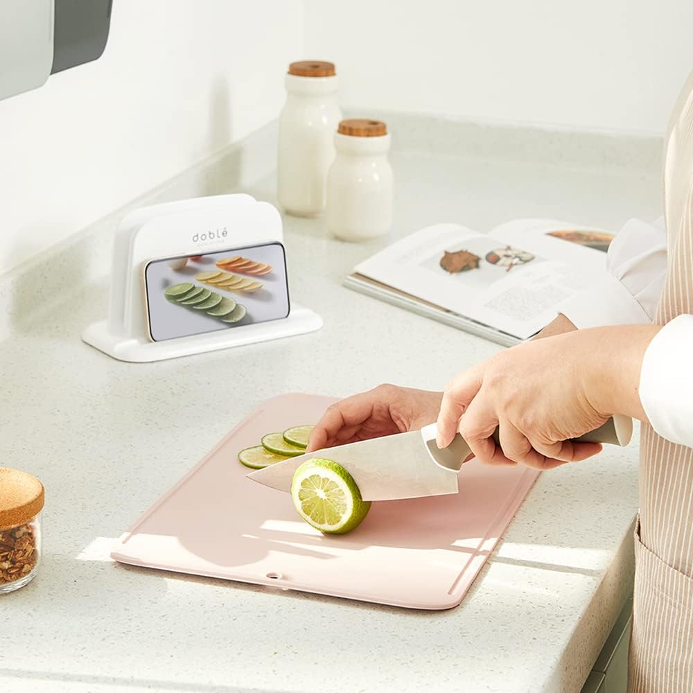Premium Upgraded doblé Non-Scratch Flexible Cutting Board for Chopping, Scratch Free, Juice Grooves with Easy Grip Handle, Non-Slip Dishwasher Safe for Kitchen 9.3" x 13.7" (Deep Black)