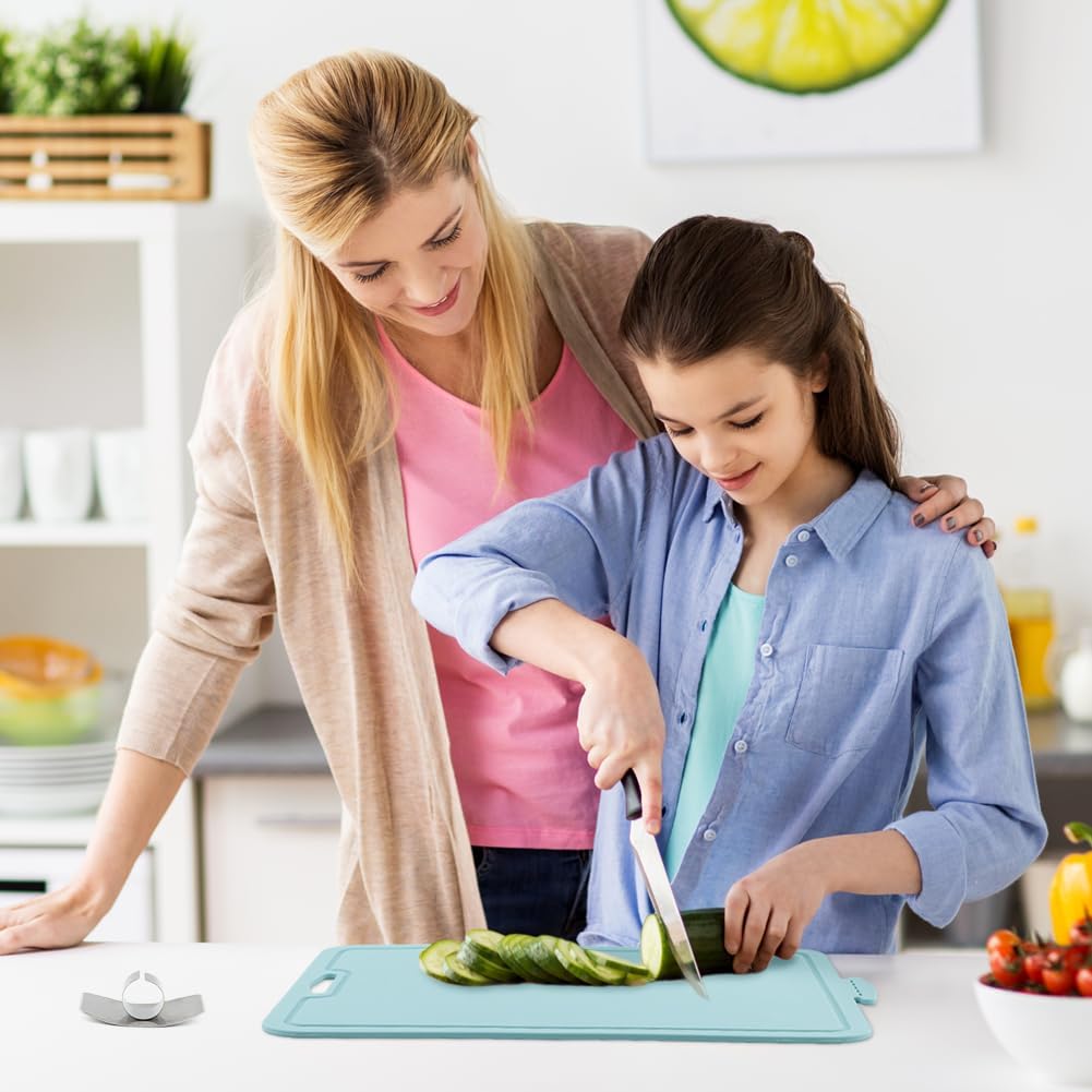 Flexible Cutting Board, With Finger Guard Silicone Cutting Board Non Slip Cutting Mat Foldable Chopping Board Mat for Meat and Vegetables(Blue)