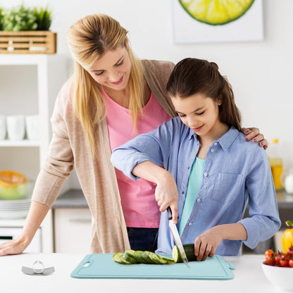 Flexible Cutting Board, With Finger Guard Silicone Cutting Board Non Slip Cutting Mat Foldable Chopping Board Mat for Meat and Vegetables(Blue)